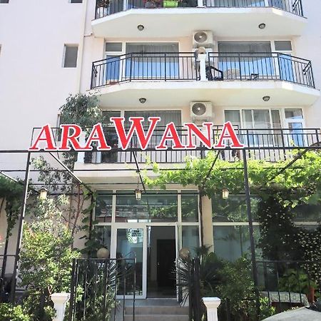 Къща За Гости "Arawana" Pantai Sunny Luaran gambar