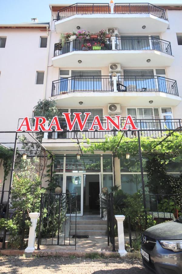 Къща За Гости "Arawana" Pantai Sunny Luaran gambar